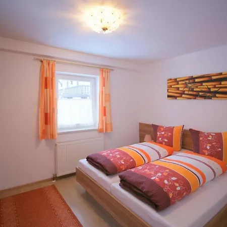 Mountainpeak Apartman *